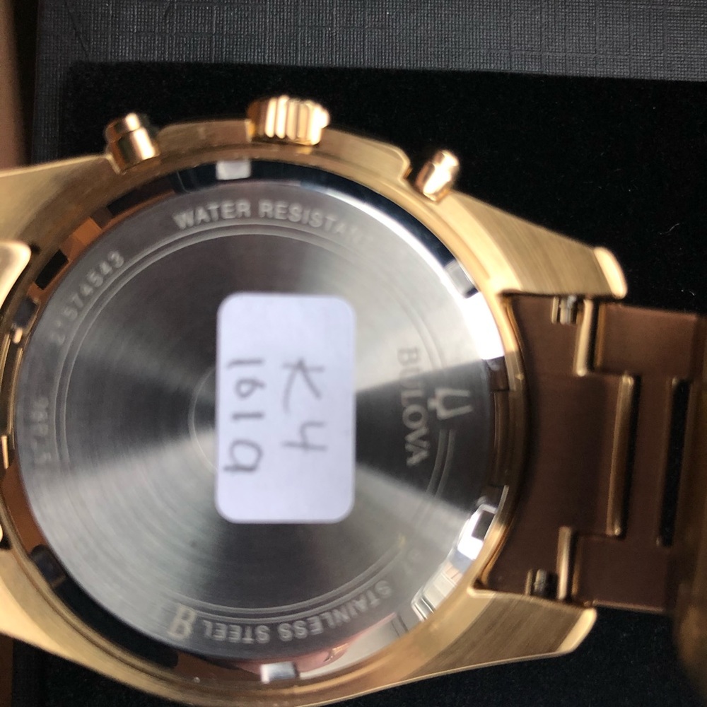 Men’s Gold tone Bulova Chronograph Watch - Picture 4 of 8